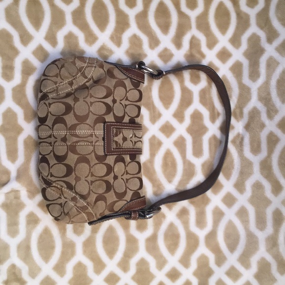 🔥Authentic Coach Mini Bag🔥 - Picture 2 of 9